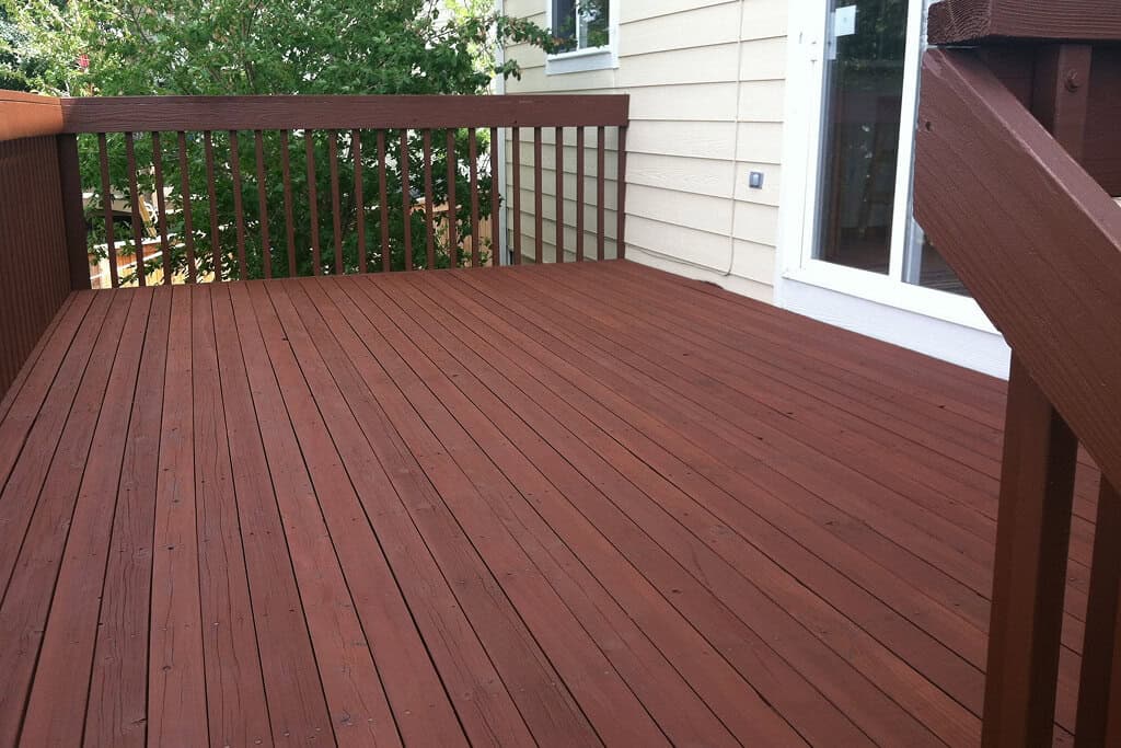 deck-staining-issaquah deck-staining-issaquah