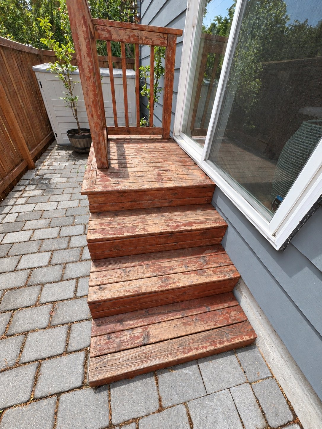 porch-refinising-seattle-before